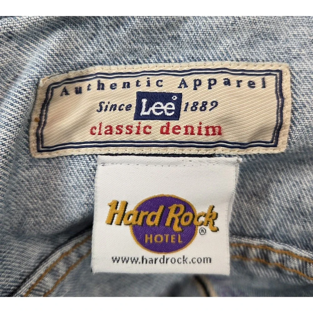 Hard Rock Cafe thanks stopping